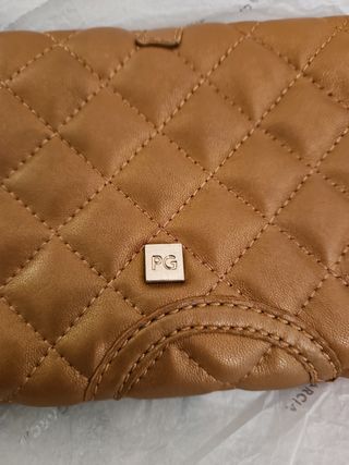 Cartera de mano PG