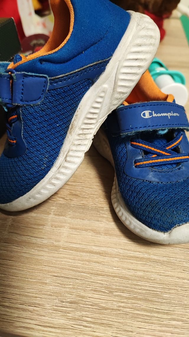 Scarpe Champions bimbo