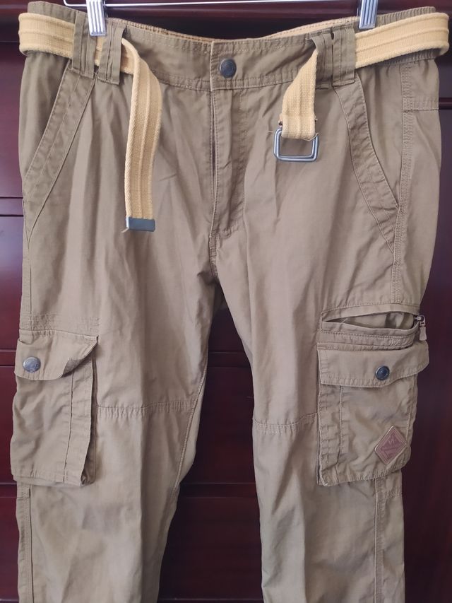 Pantalón cargo