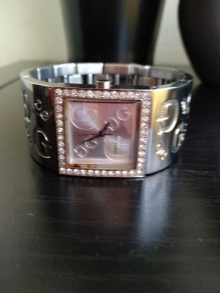 RELOJ