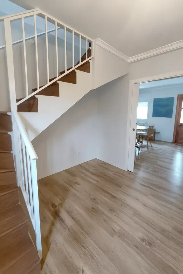 ARMARIO BAJO ESCALERA A MEDIDA