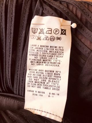 Camisa transparente de Adolfo Domínguez