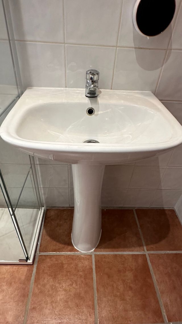 Lavabo con pie ROCA (2 unidades)