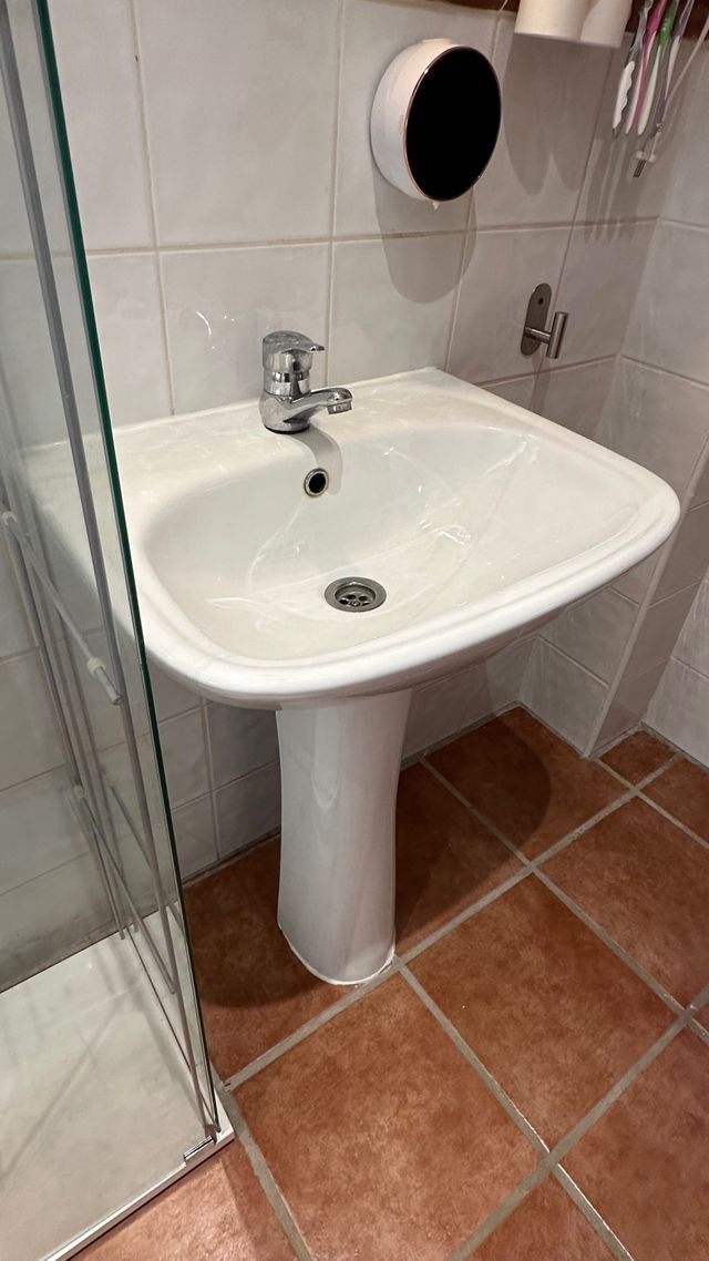 Lavabo con pie ROCA (2 unidades)