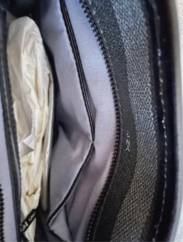 Borsello a tracolla nuovo colore grigio/nero 