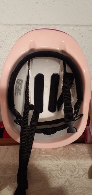 PATINES 4 RUEDAS Y CASCO INFANTIL