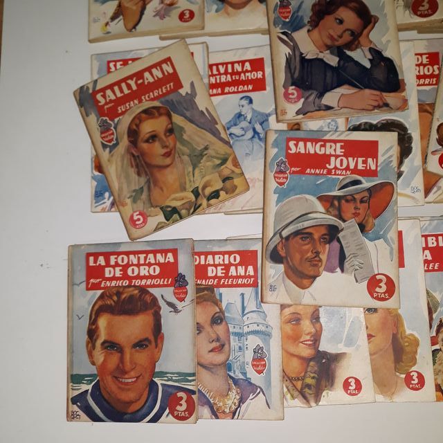 Colección Violeta LOTE 55 antiguas novelas años 40