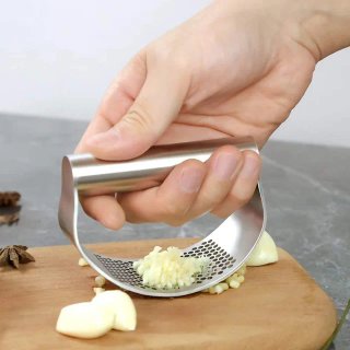 🧶➖63%🧶 Prensa de ajos balancín de acero inox