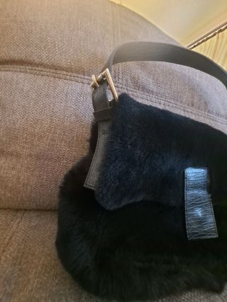 Borsetta in pelliccetta nera