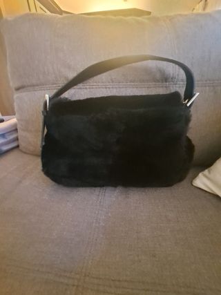 Borsetta in pelliccetta nera