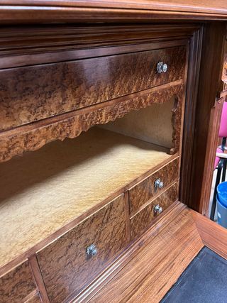 Escritorio Luis Felipe con penacho