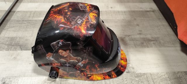 Grupo electrógeno con mascara y varillas