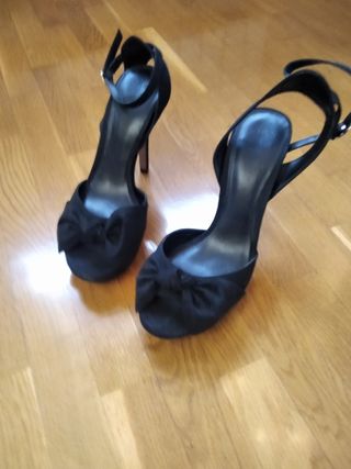 ZAPATOS MUJER N40 5 PARES por 25 EUROS NUEVOS