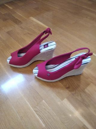 ZAPATOS MUJER N40 5 PARES por 25 EUROS NUEVOS