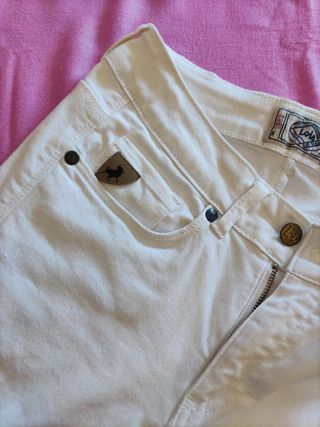 PANTALÓN. A ESTRENAR. LOIS