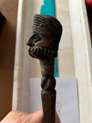 Bolígrafos madera tallada