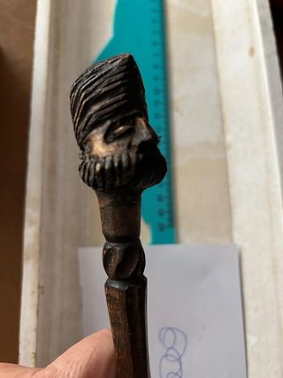 Bolígrafos madera tallada