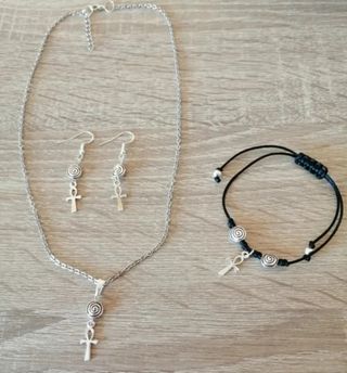 Conjunto de cruz egigcia con espirales