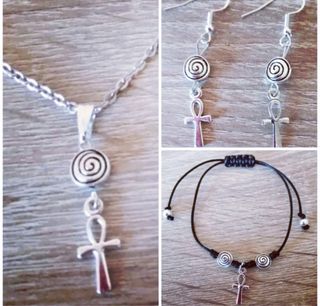 Conjunto de cruz egigcia con espirales