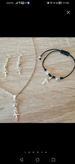 Conjunto de cruz egigcia con espirales