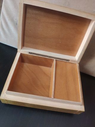 Portagioie in legno con carillon