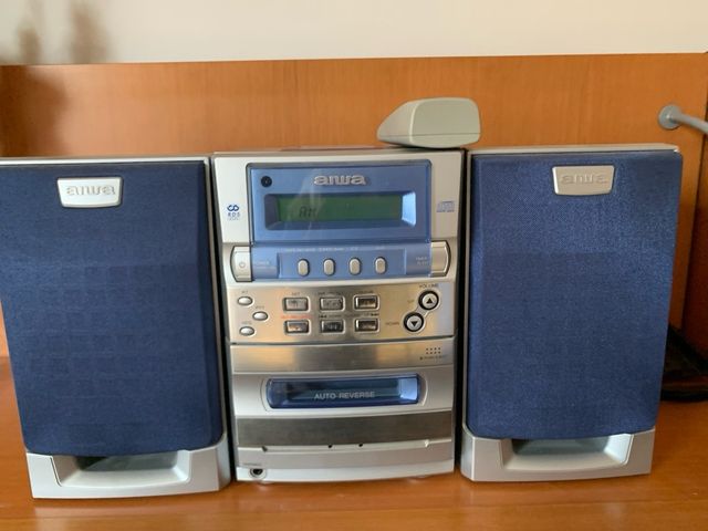 Equipo musica Aiwa CD y casette