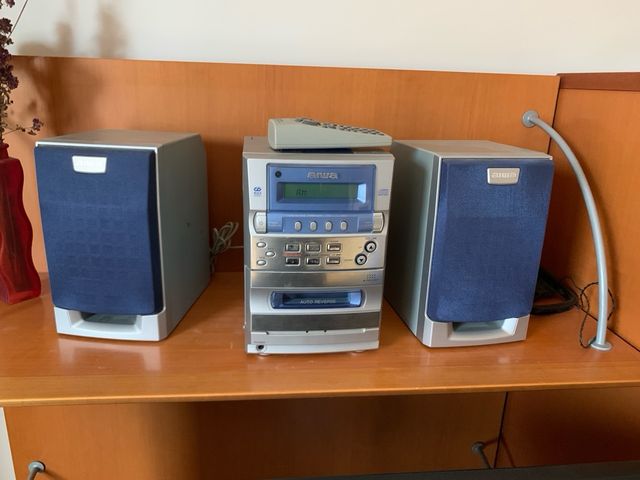 Equipo musica Aiwa CD y casette