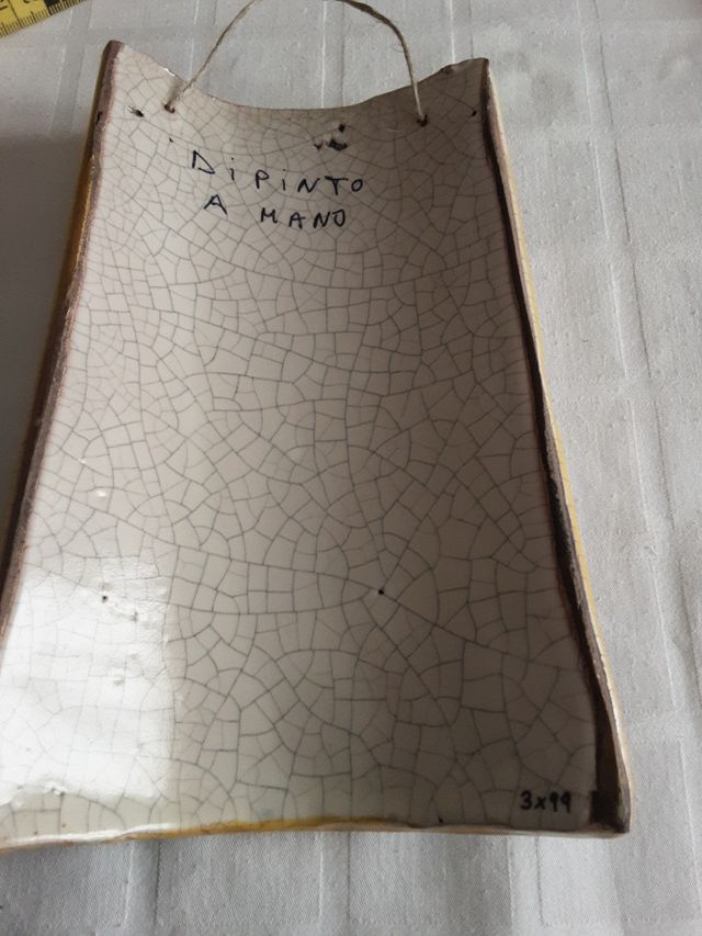 Tegola coppo dipinto a mano