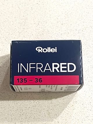 Carrete analogico - Rollei INFRARED - 400 iso