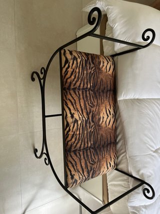 Banco de forja animal print