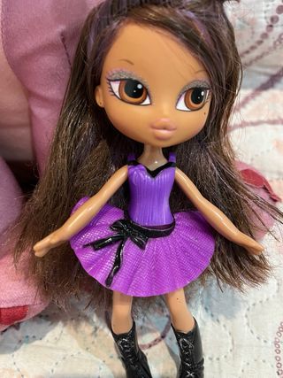 Bratz pequeña 2000