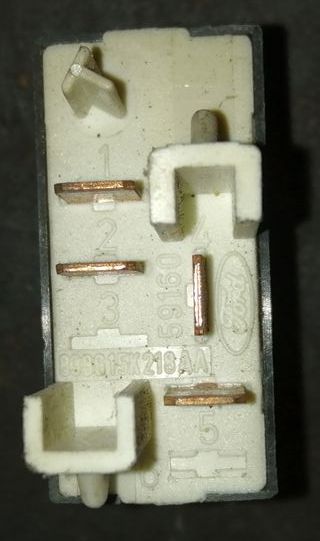 Interruptor antiniebla Ford Sierra MKI