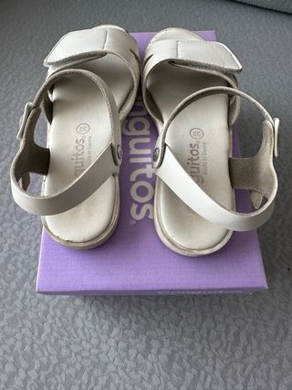 Zapatos niña número 32 CONGUITOS