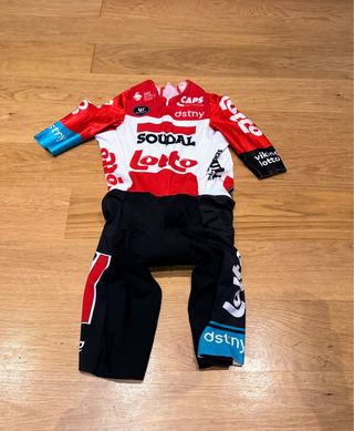 TALLA XS. BUZO CRONO TRIALON LOTTO