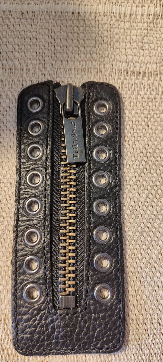 Dr Martens Modelo Sinclair Milled Nappa