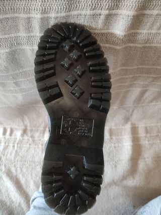 Dr Martens Modelo Sinclair Milled Nappa