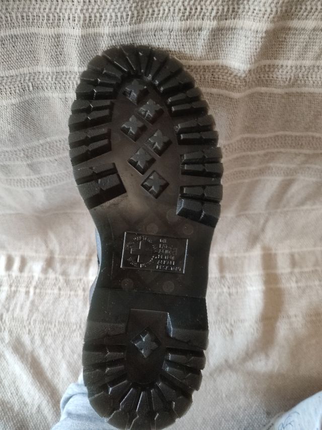 Dr Martens Modelo Sinclair Milled Nappa