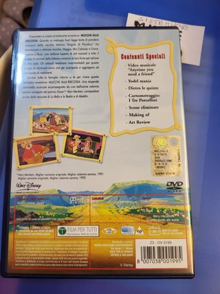 2 DVD I classici di W.Disney  1 CD canta con Masha