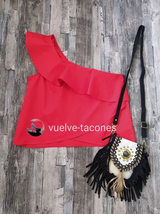 Top volante 1 solo hombro ZARA 🍨talla L