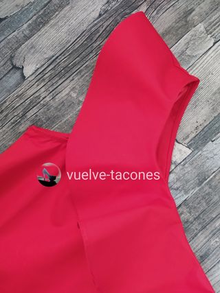 Top volante 1 solo hombro ZARA 🍨talla L