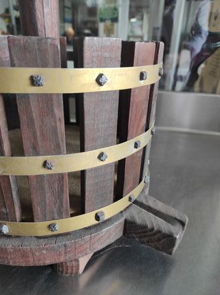 Botellero imitación prensa vino