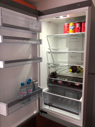 Frigorífico Bosch gris plata antihuellas