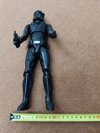 Muñeco Star Wars. Marvel Avengers.