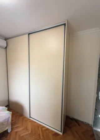 Carpintero - Montaje, reparación, instalación .