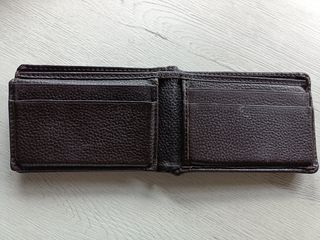 Cartera de piel de hombre