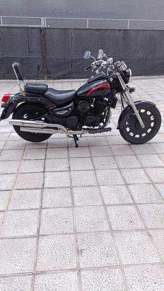 Moto 125 Daelim Daystar Black plus