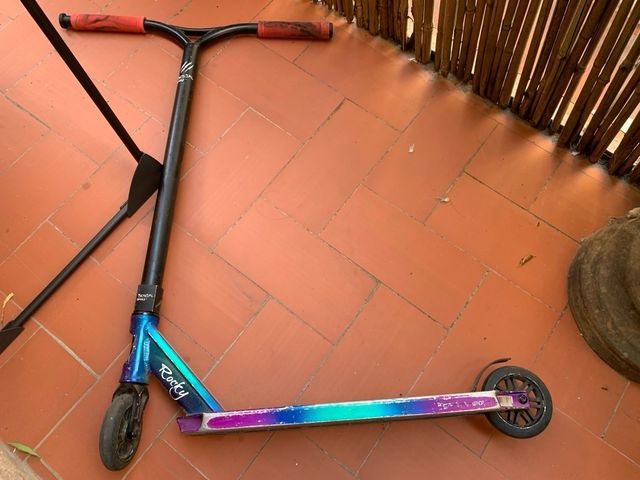 Patinete Bestial Wolf Rocky.