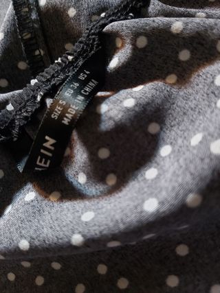 Mono corto de lunares  shein