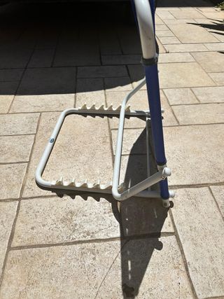 Alzacuscino reggischiena