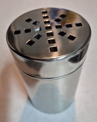 Bandeja con soporte vertical para asar pollo